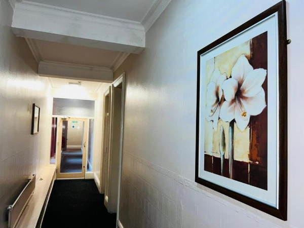 Green Gables Hotel image 11