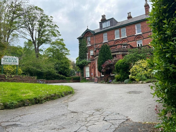 Green Gables Hotel image 1