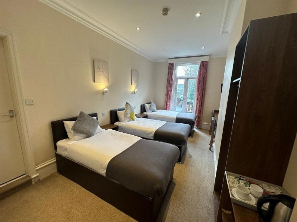 Green Gables Hotel image 17